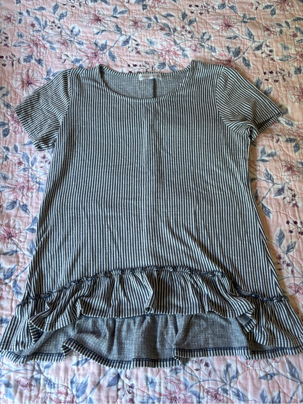 Women's Short-Sleeve Ruffle-Hem Stripe Top - Black & White